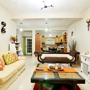 Atlantic Breeze Apartments, Canouan Island Apartment Charlestown
